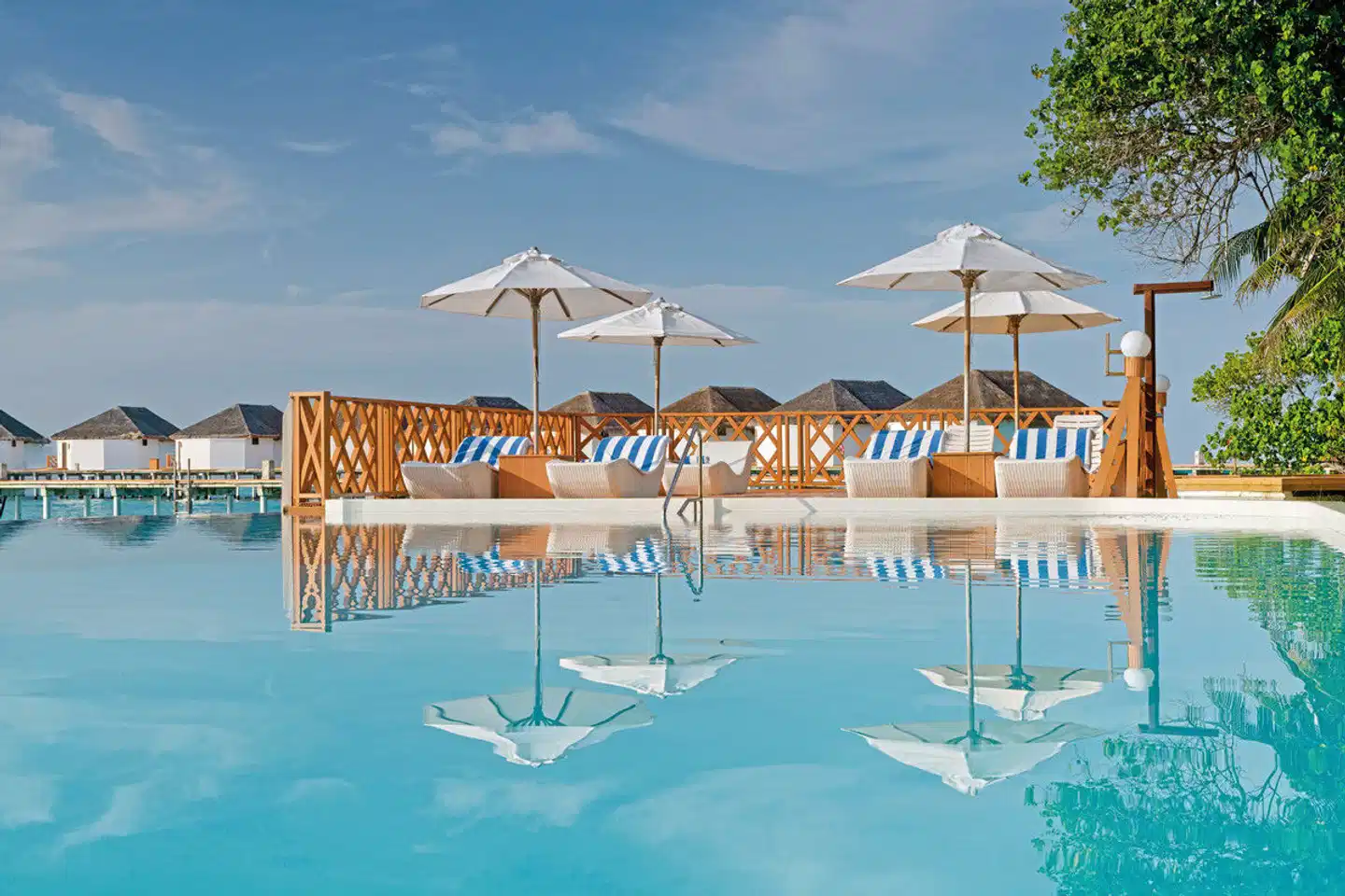 Thulhagiri Island Resort Pool