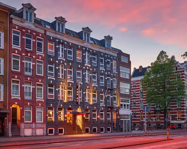The ED Hotel Amsterdam Aussenansicht