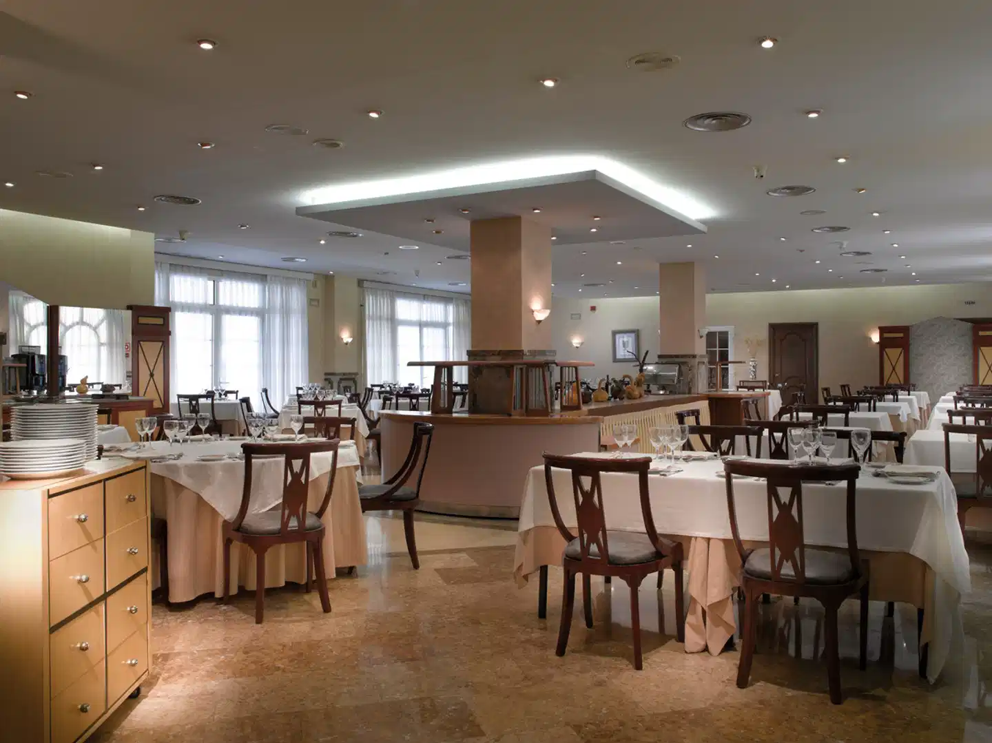 Macià Alfaros Restaurant