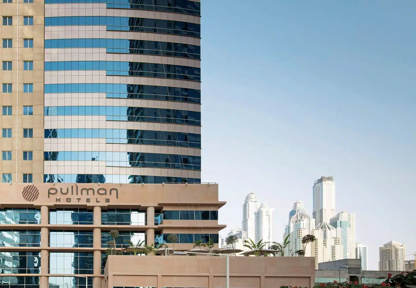 Pullman Dubai Jumeirah Lakes Towers Aussenansicht