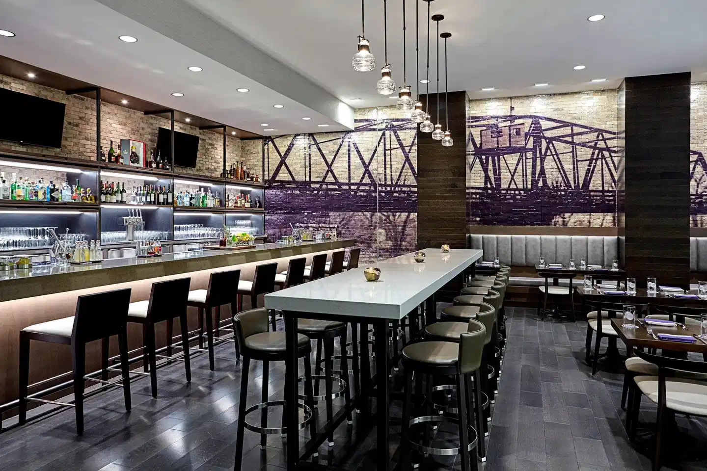 JW Marriott Minneapolis Mall of America Bar