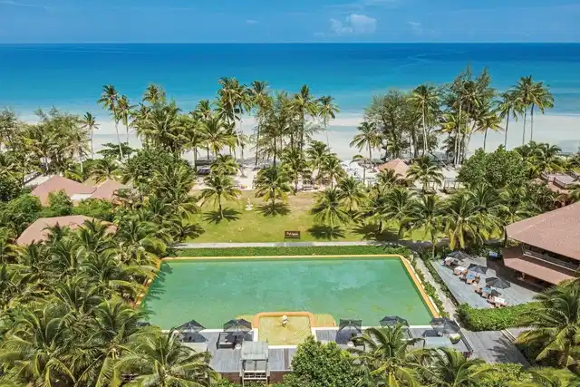 High Season Pool Villa & Spa Pool