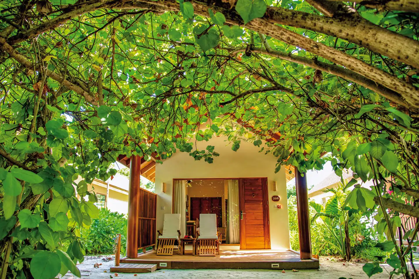 Reethi Faru Resort Aussenansicht