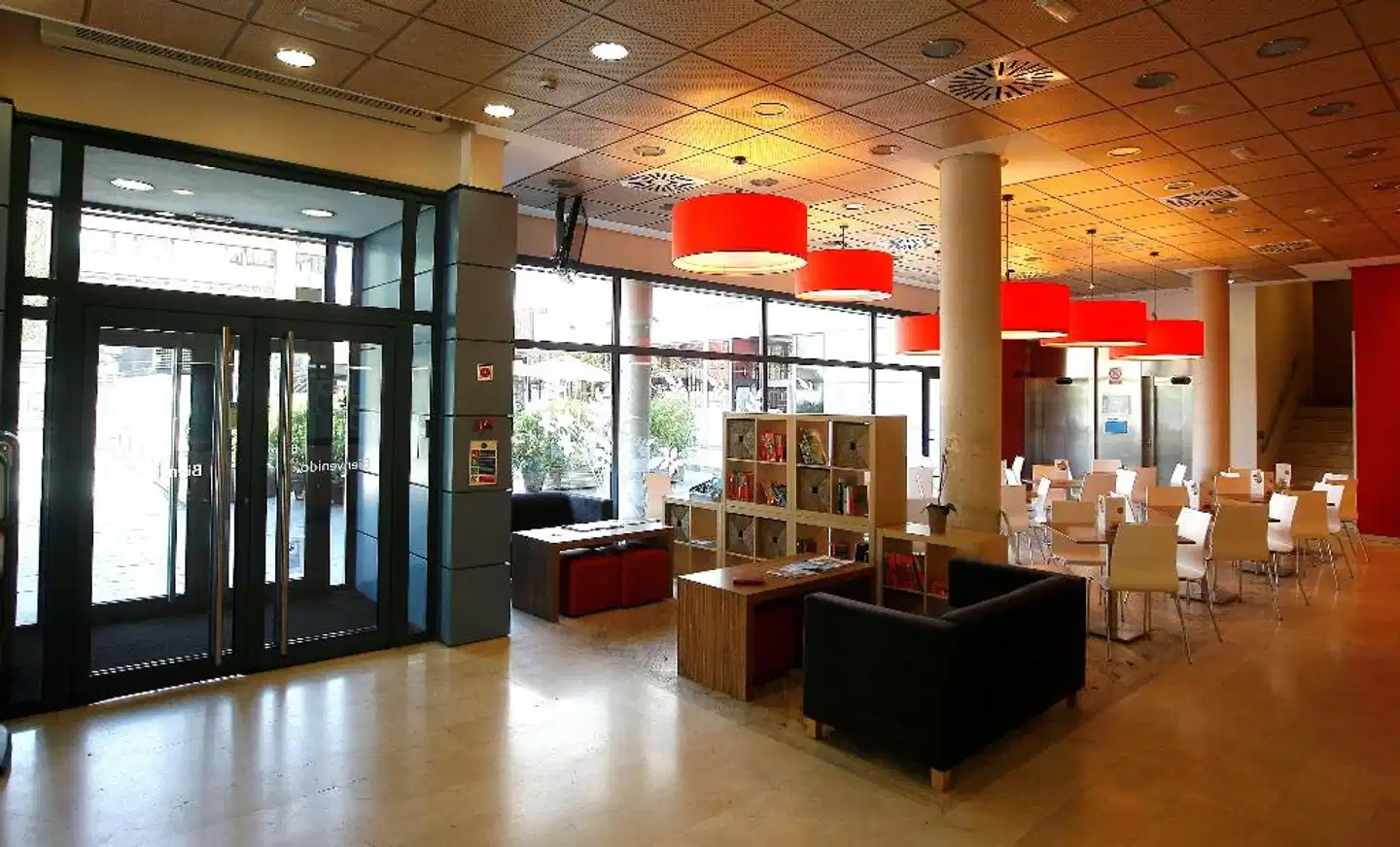 Travelodge Torrelaguna Lobby