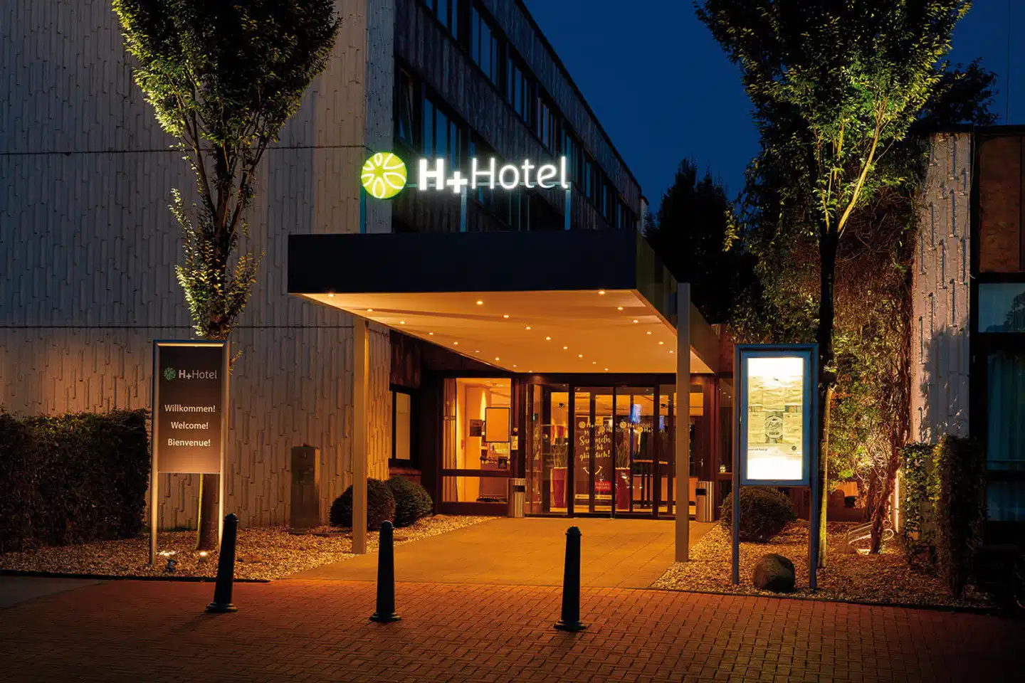 H+ Hotel Bochum Aussenansicht