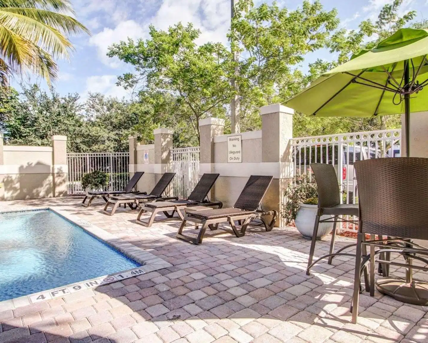 Comfort Suites Weston - Sawgrass Mills South Terrasse