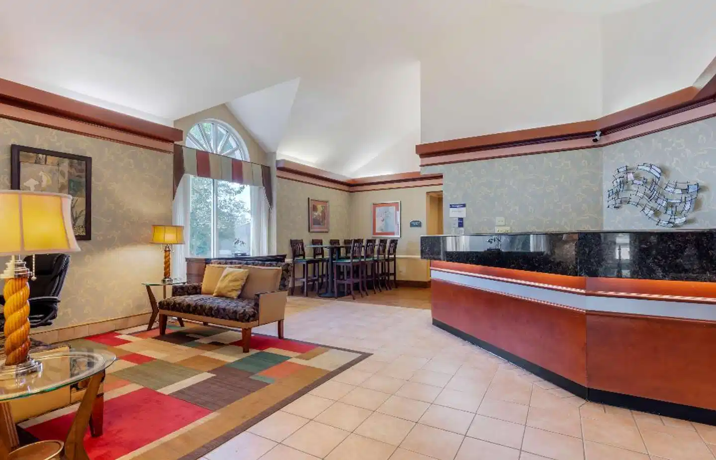 BEST WESTERN PLUS Inn at Valley View Lobby