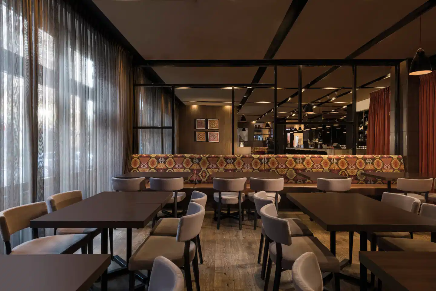 Adina Apartment Hotel Hamburg Michel Bar