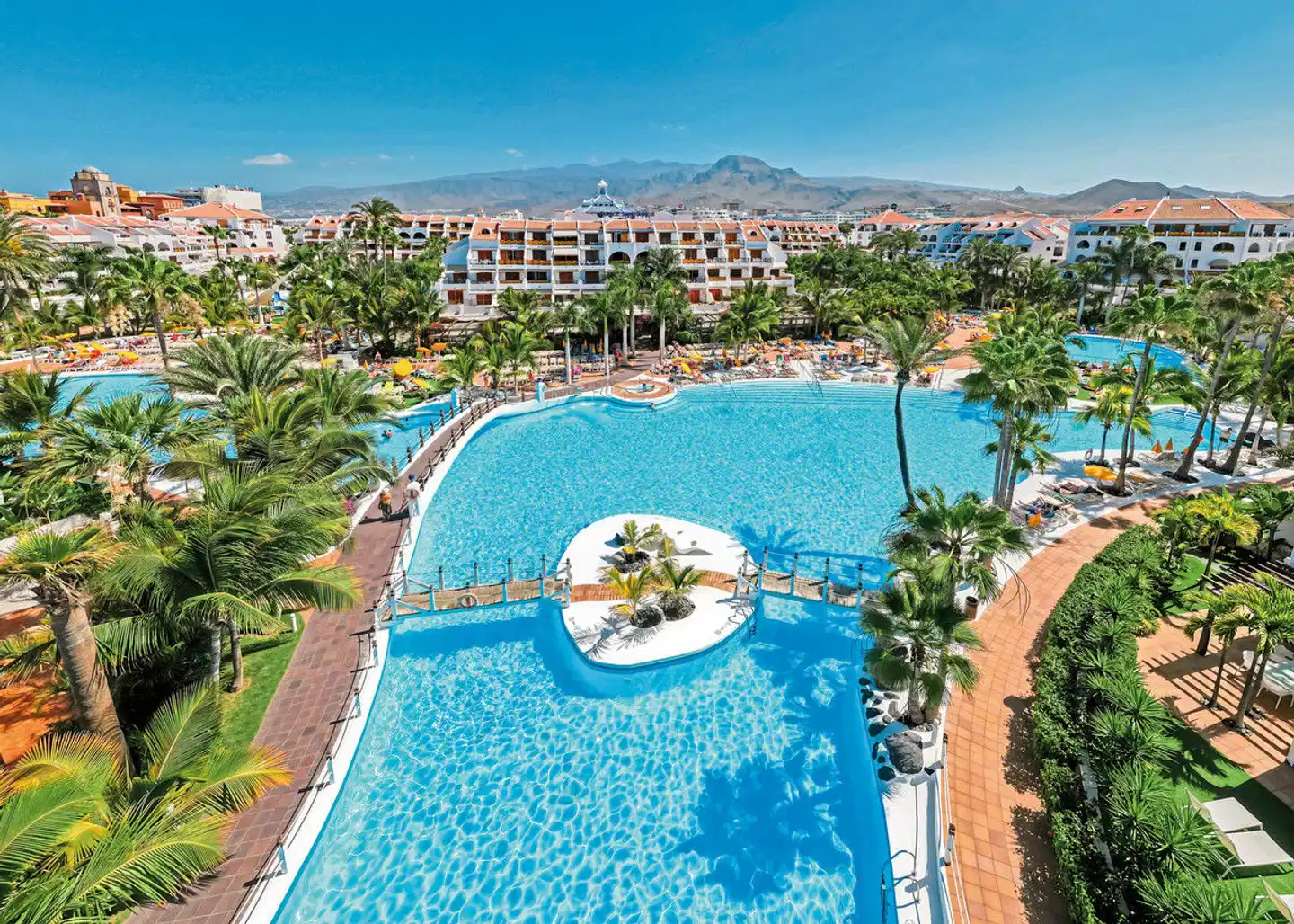 Parque Santiago III Pool