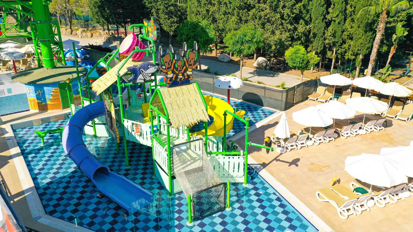 Crystal Sunset Luxury Resort & Spa Pool