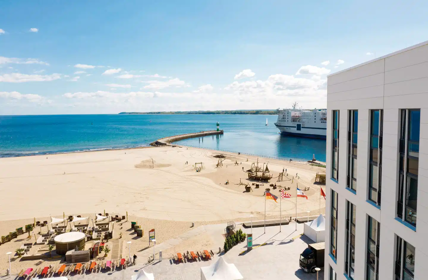 aja Travemünde Strand