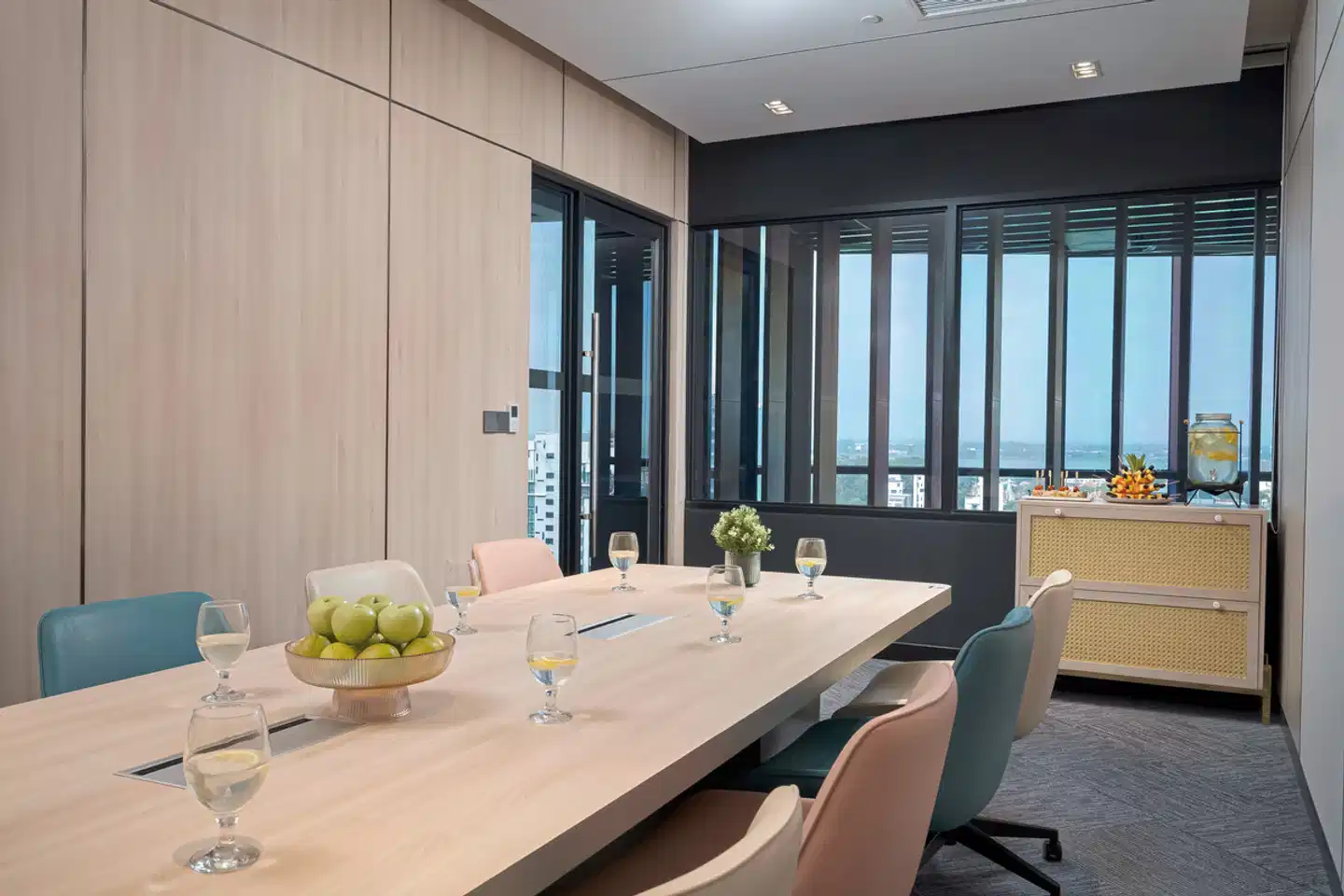 Capri by Fraser, Phom Penh Restaurant