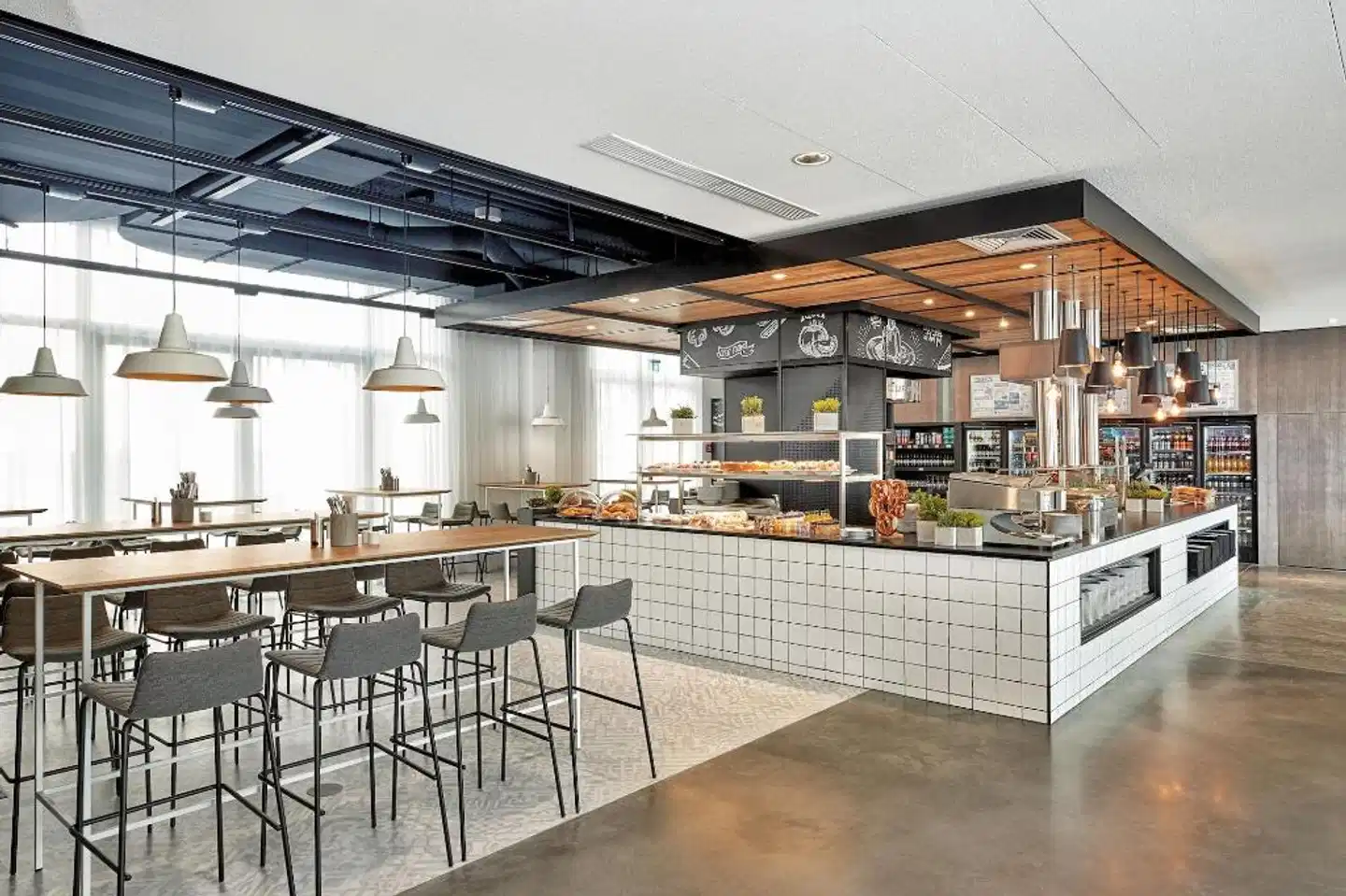 H2 Hotel München Olympiapark Bar