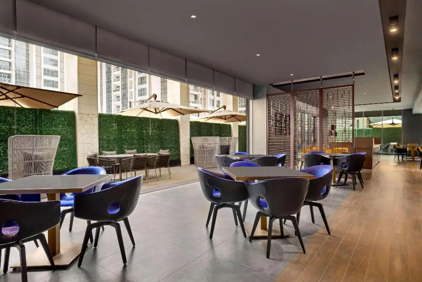 Novotel Dubai Gold District Bar