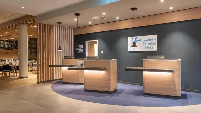 Holiday Inn Express & Suites Potsdam Lobby