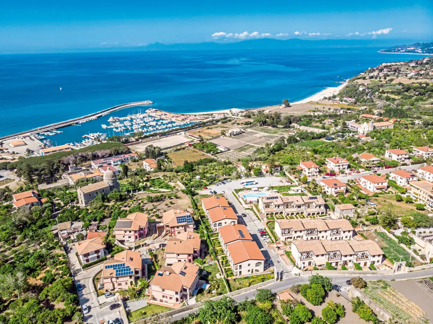 Sentido Michelizia Tropea Resort Aussenansicht