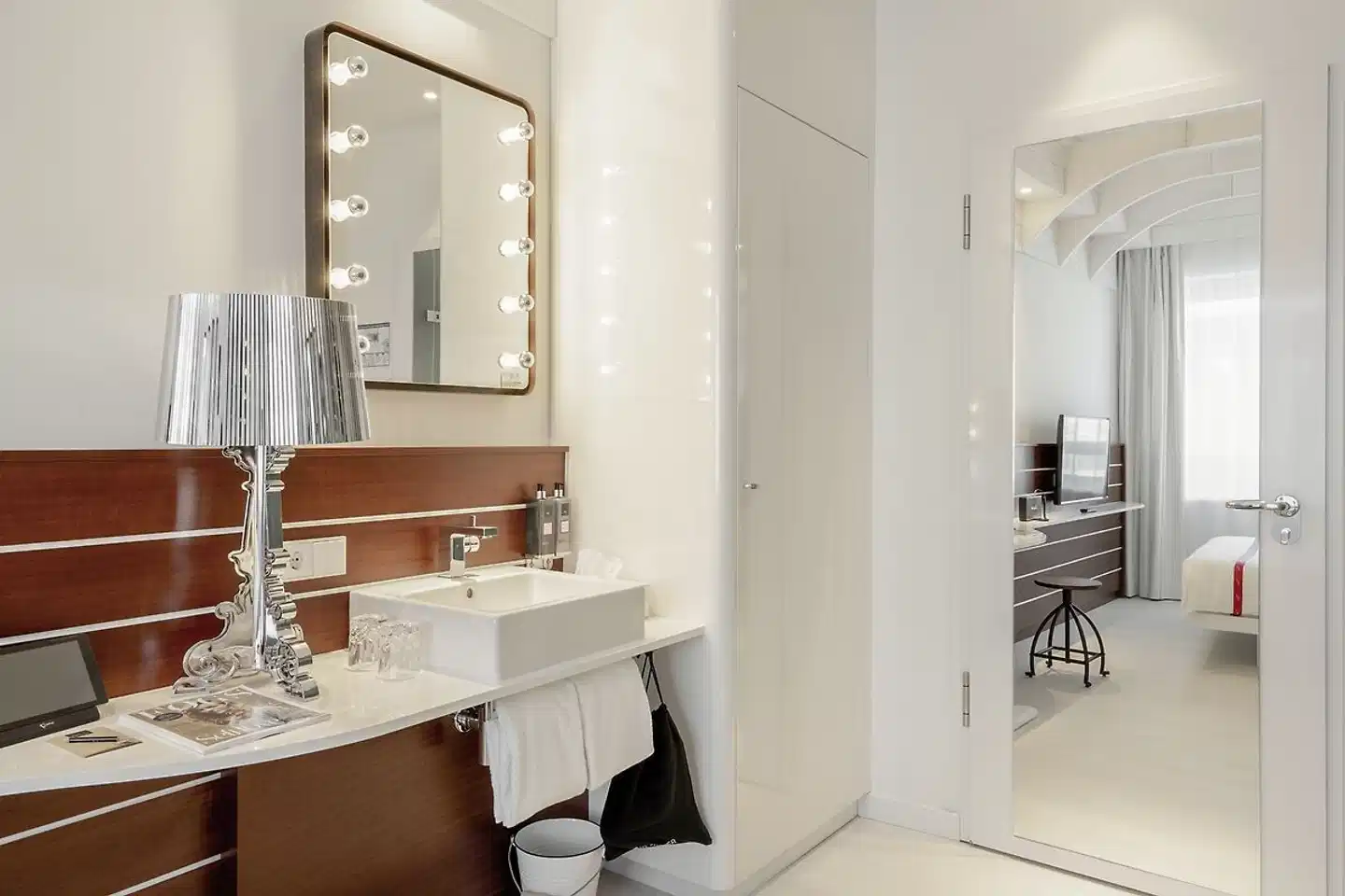 Ruby Lotti Hotel Hamburg Badezimmer