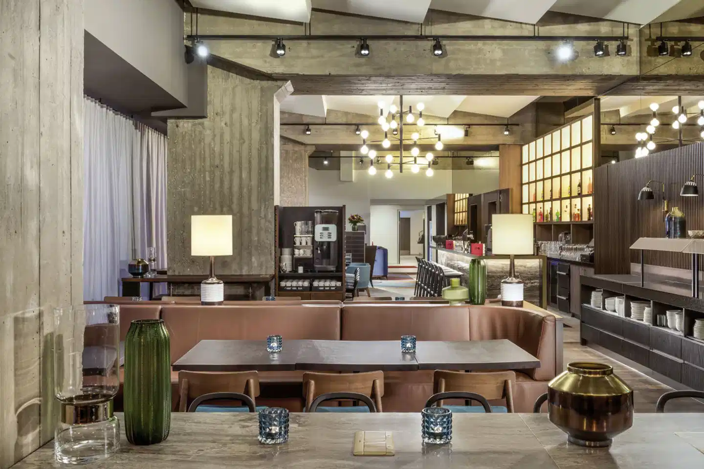 Adina Apartment Hotel Leipzig Bar