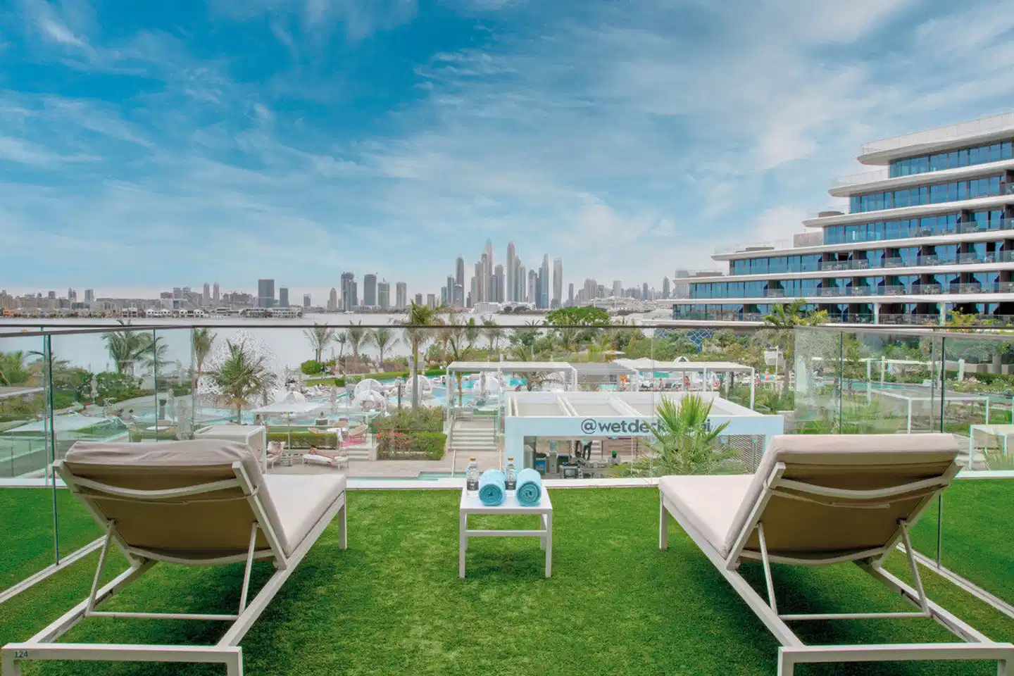 W Dubai - The Palm Garten