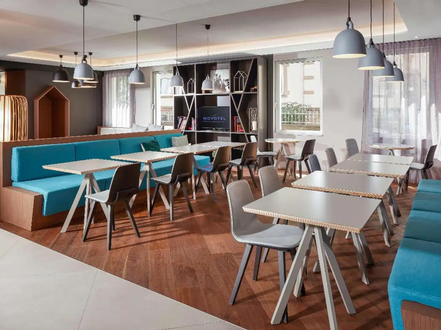 Novotel Suites Colmar Centre Bar