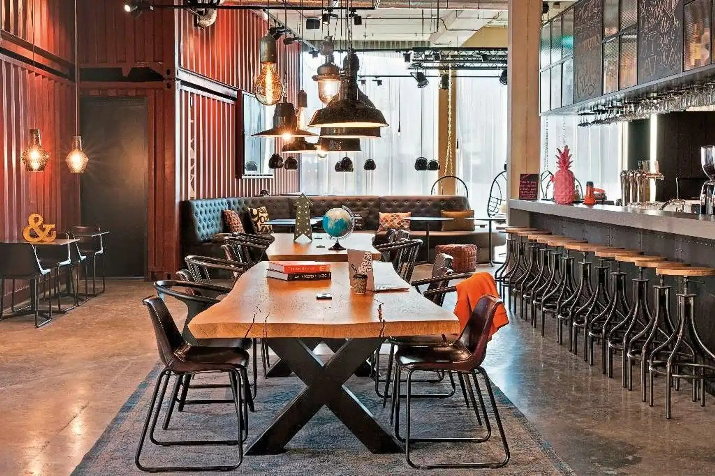 Moxy Amsterdam Houthavens Bar