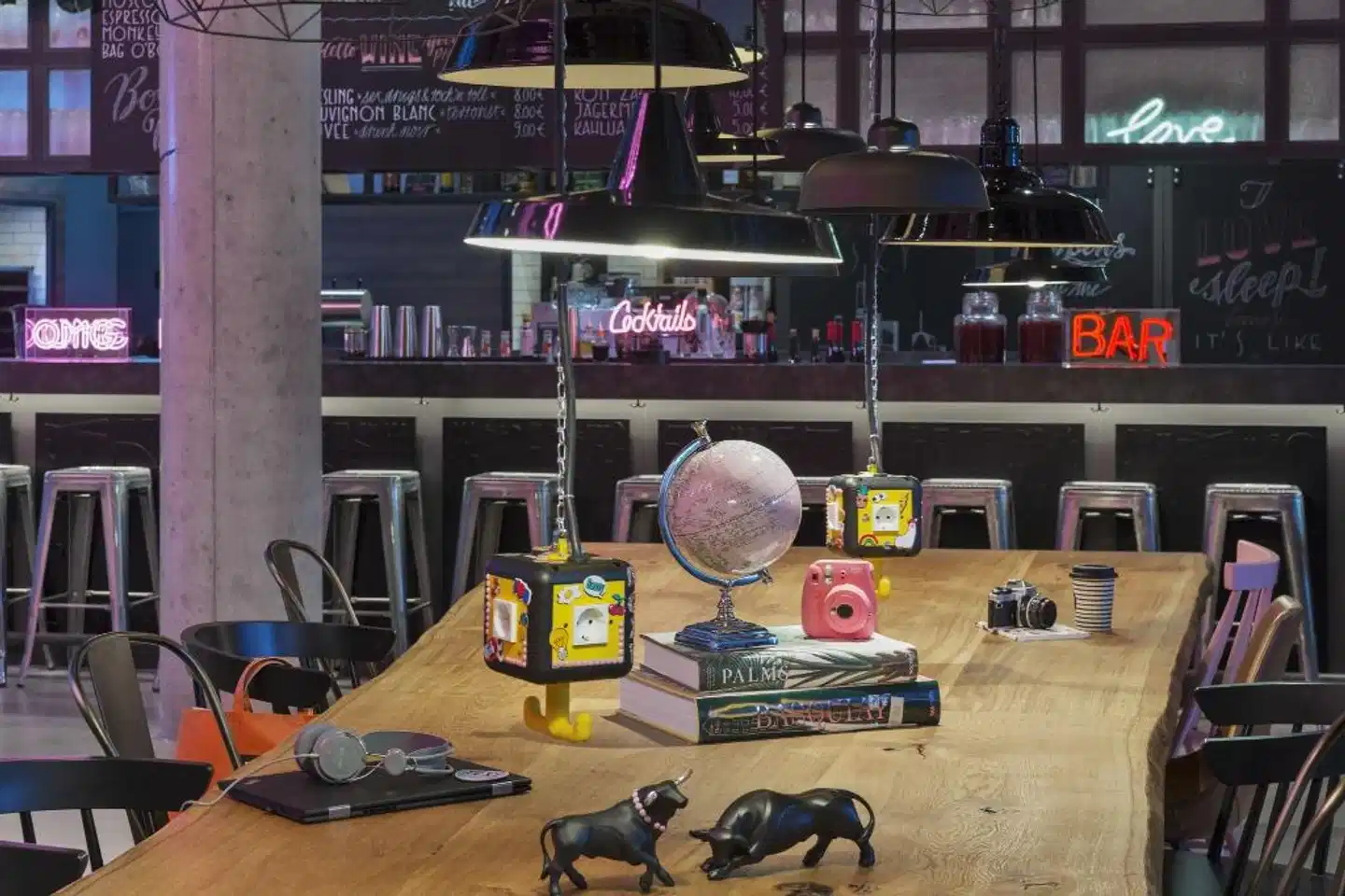 Moxy Frankfurt City Center Sport und Entertainment