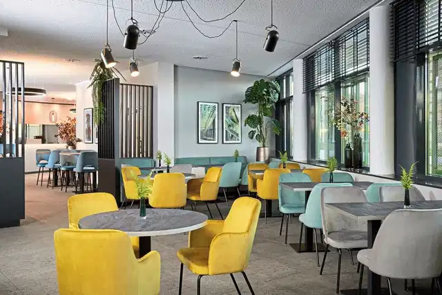 Leonardo Hotel Vienna City West Bar