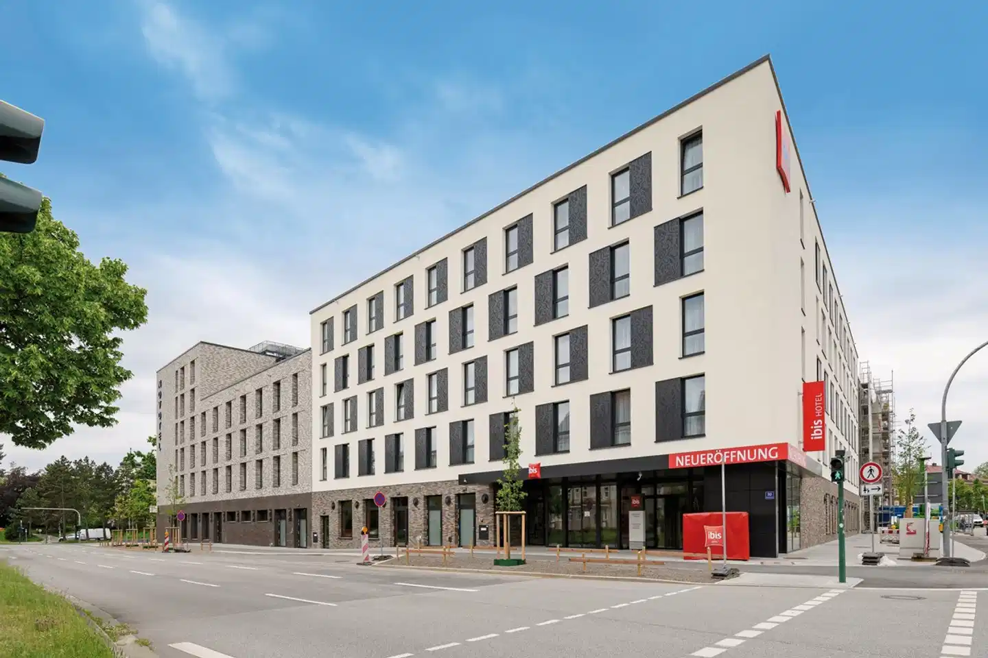 ibis Regensburg Zentrum Aussenansicht