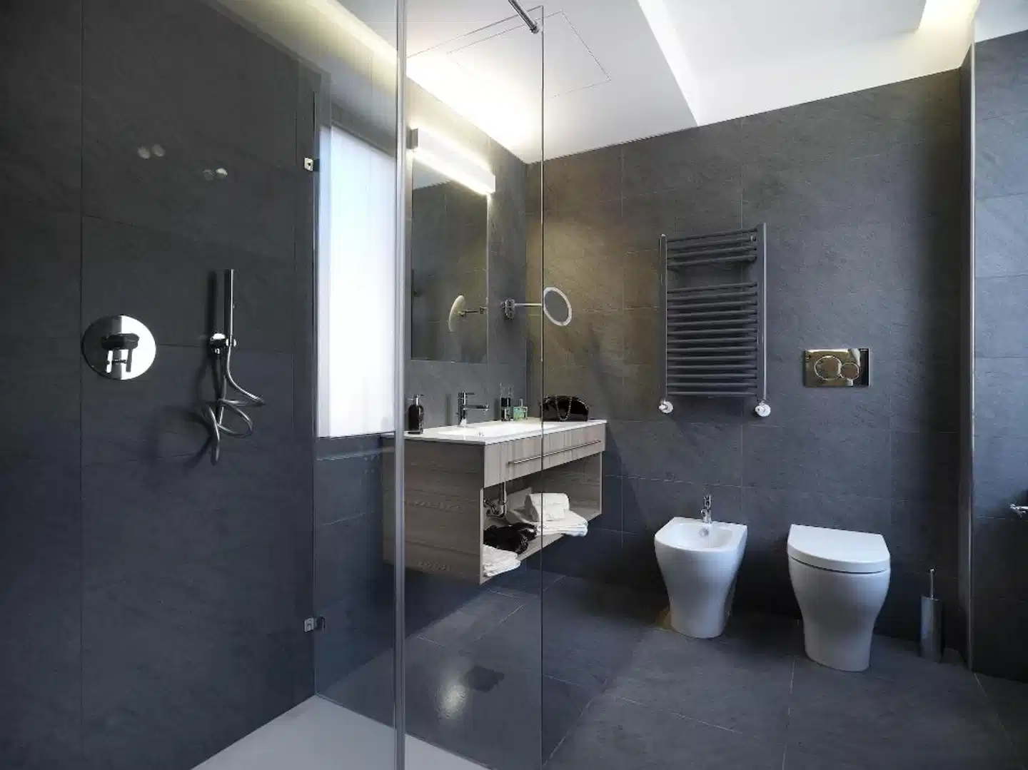 Hotel Touring Badezimmer