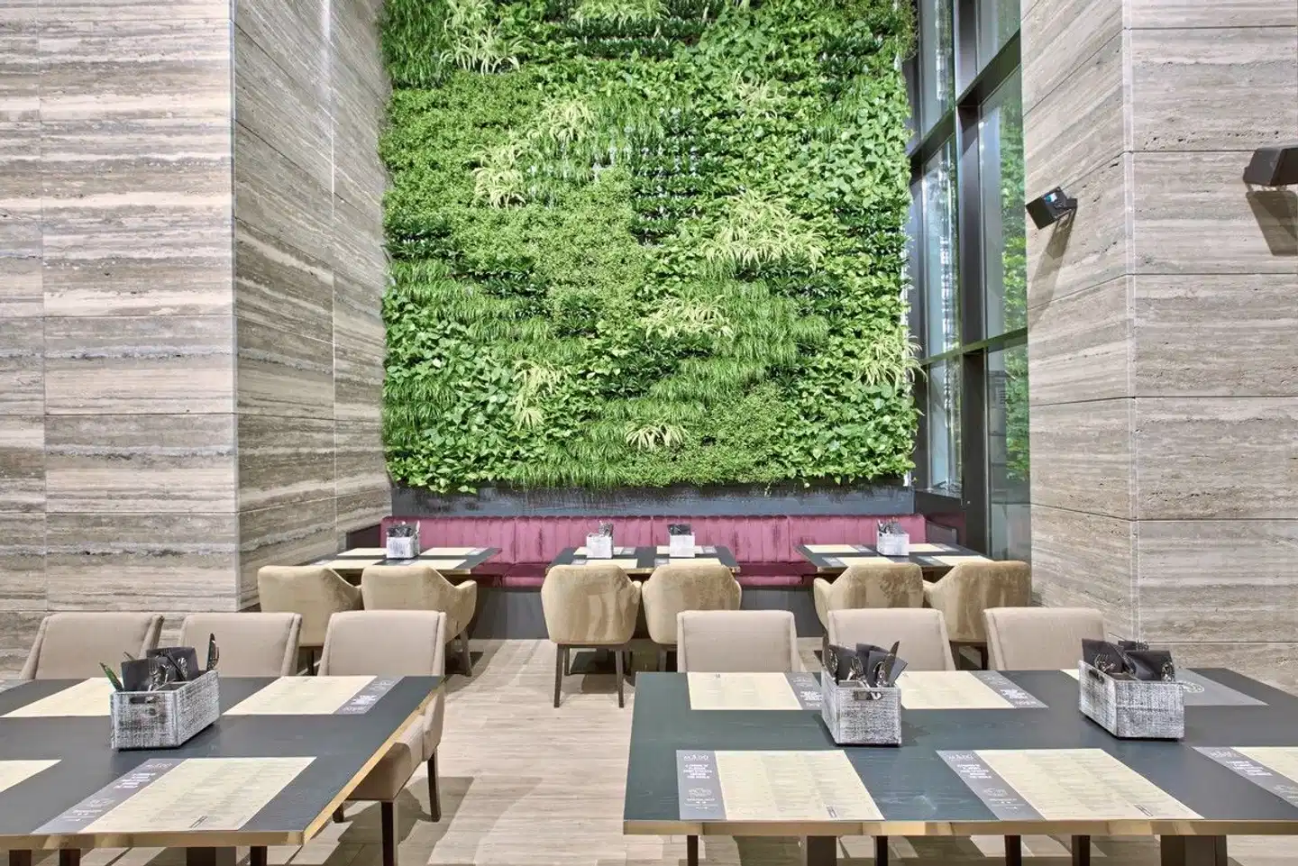 Number 11 Urban Hotel RESTAURANT