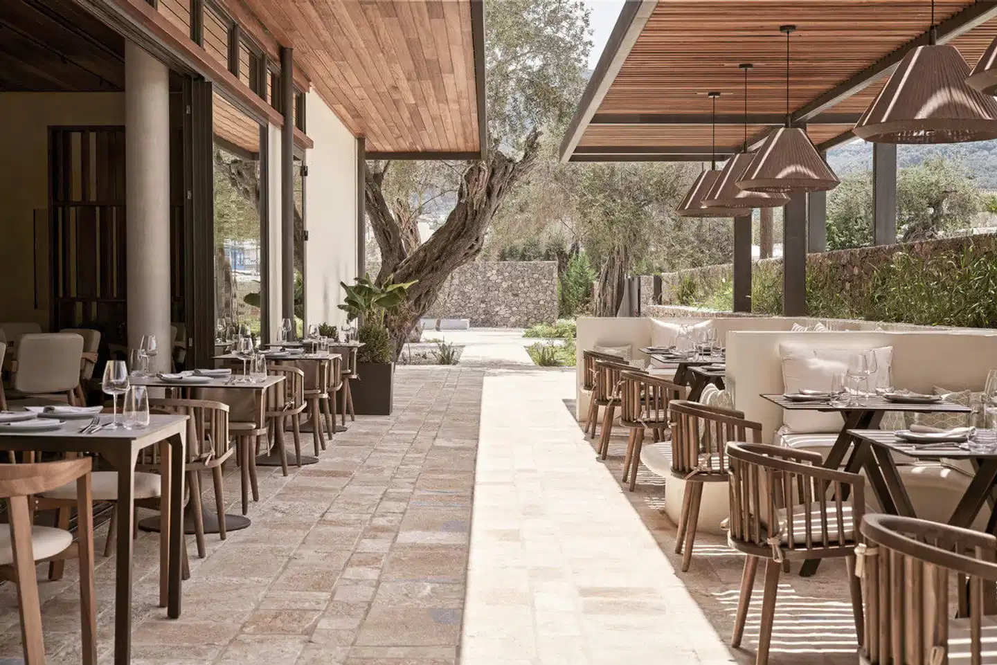 The Olivar Suites Bar