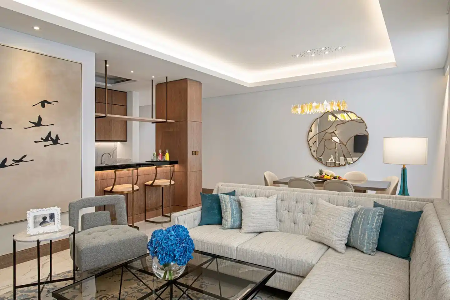 Al Jaddaf Rotana Suite Hotel Wohnbeispiel