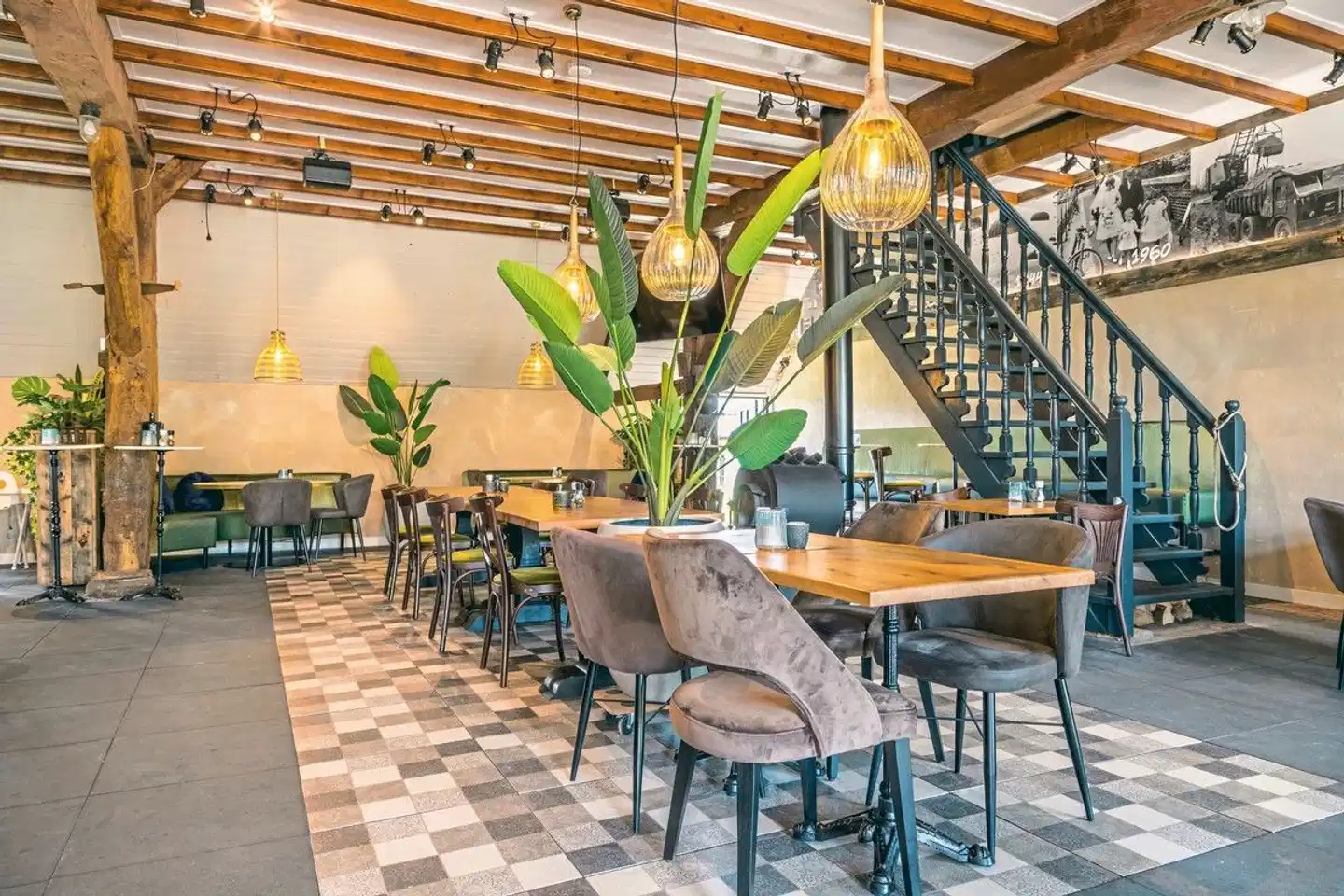 EuroParcs De Kraaijenbergse Plassen Bar