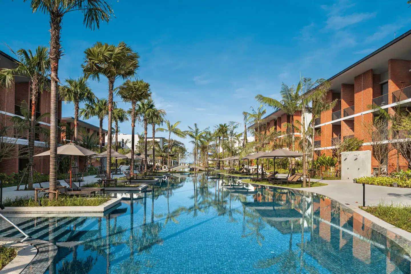 Pullman Khao Lak Resort POOL