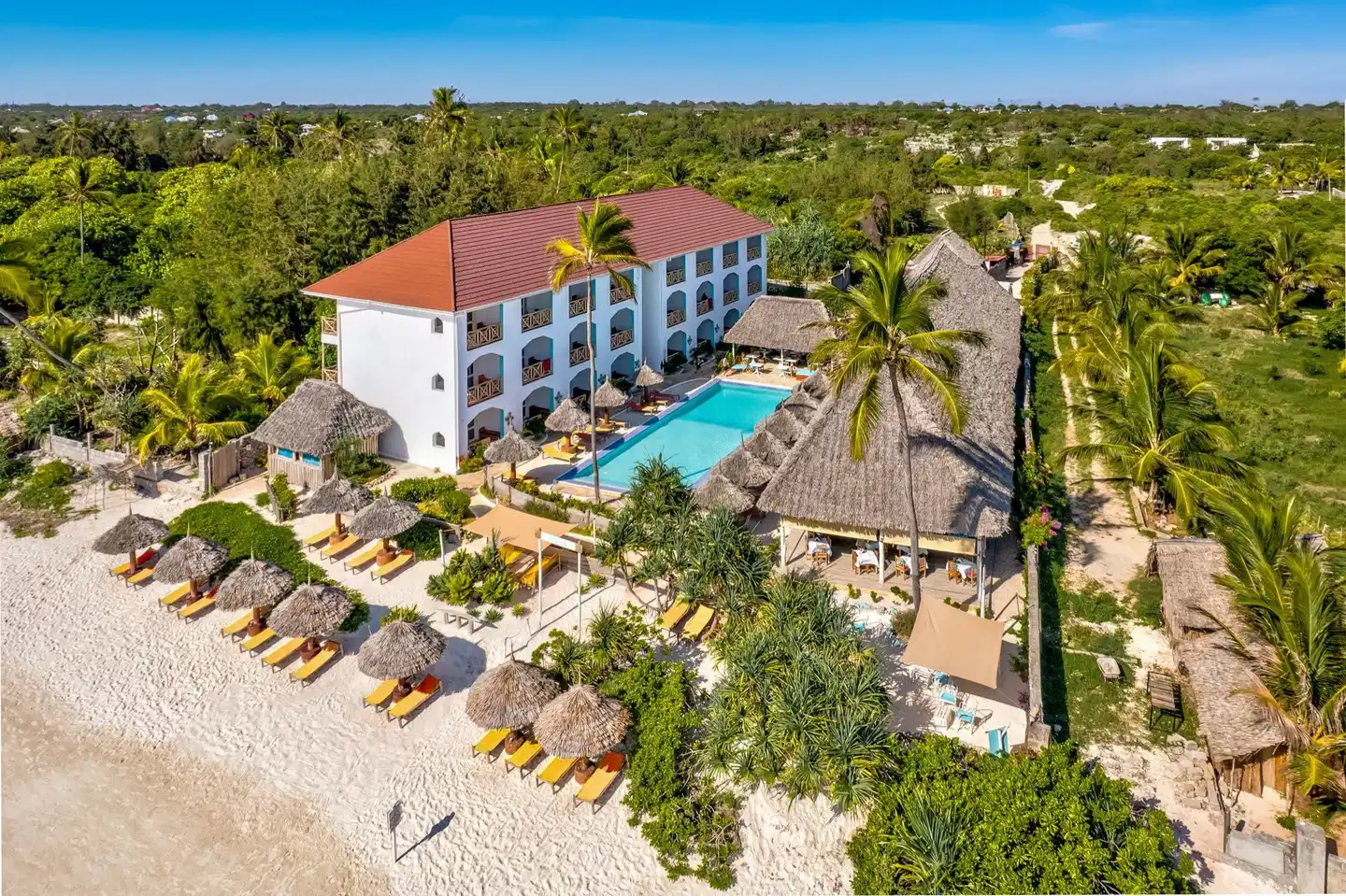 AHG Sun Bay Mlilile Beach Aussenansicht