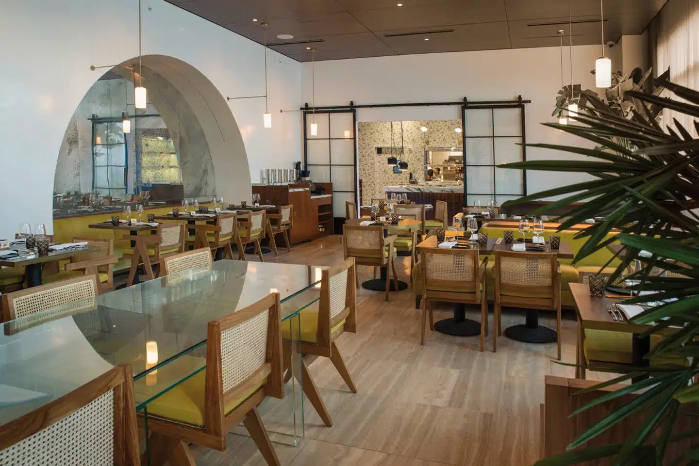 ette Hotel Restaurant