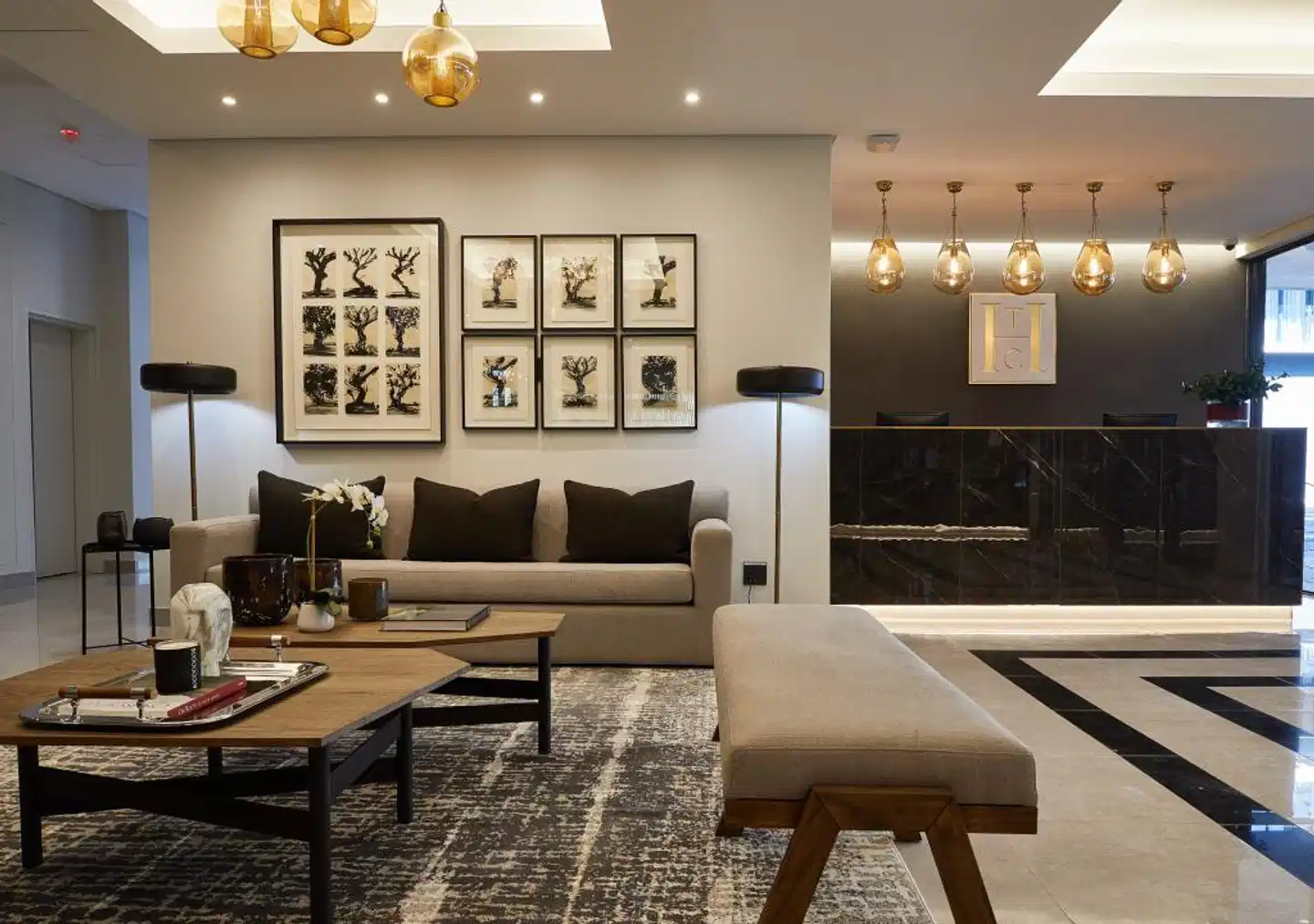 The Catalyst Hotel by NEWMARK Bar