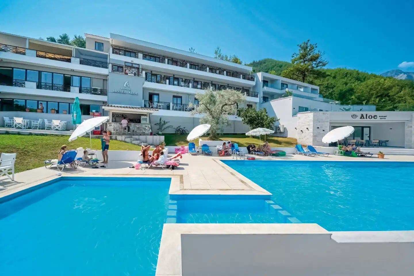 Aloe Elegant Suites Pool