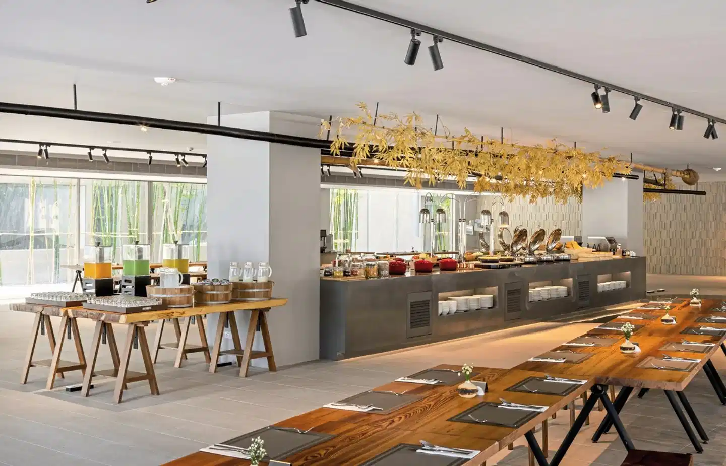 Travelodge Nimman Bar