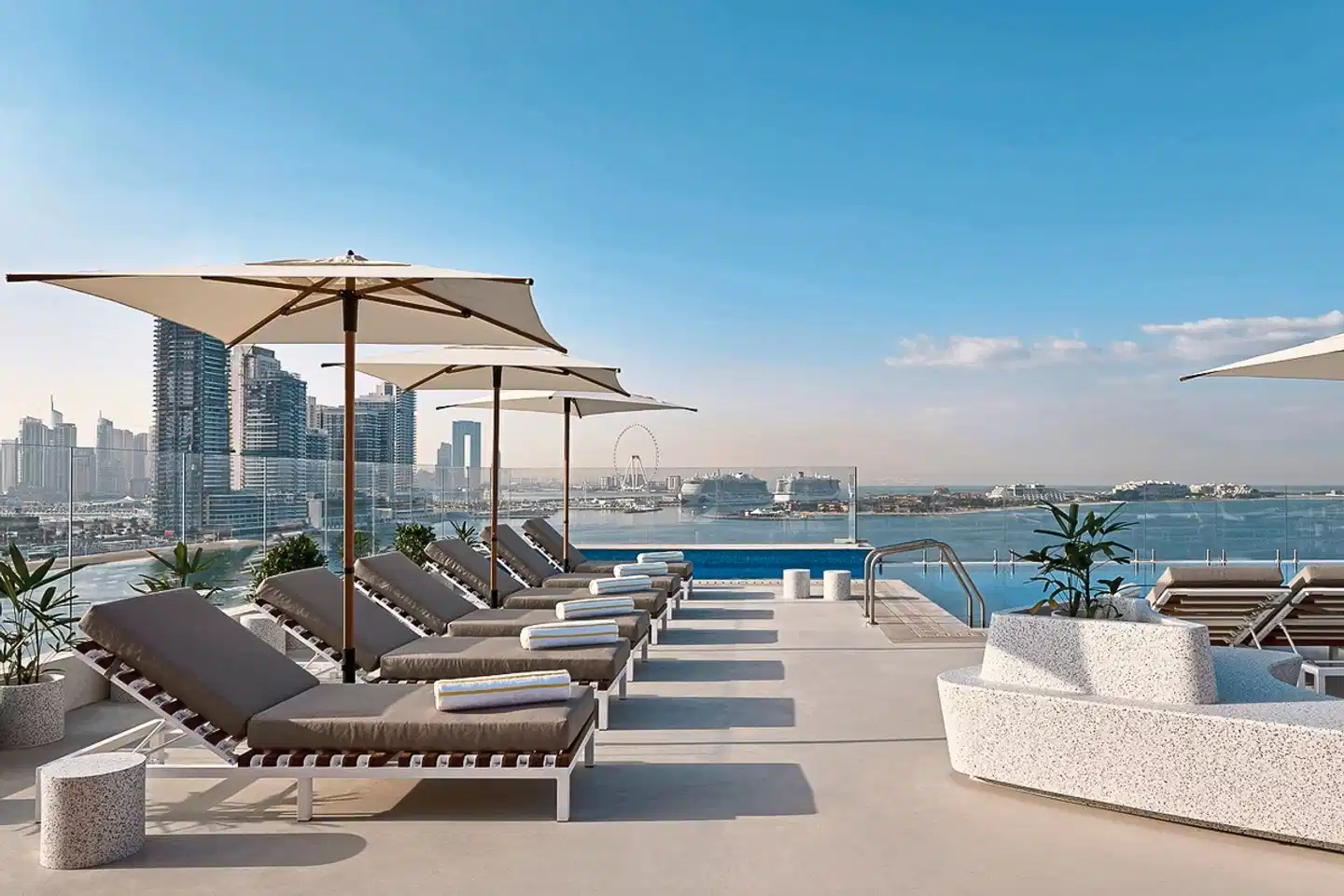 voco Dubai The Palm Terrasse