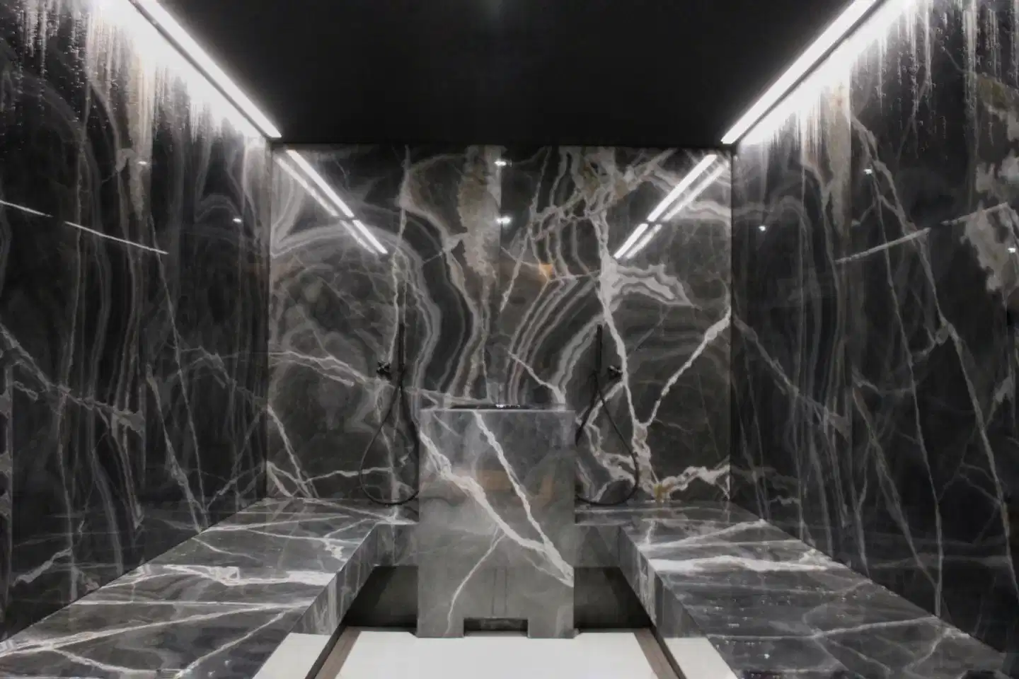 Dorint Resort & Spa Locarno/Riazzino Hallenbad