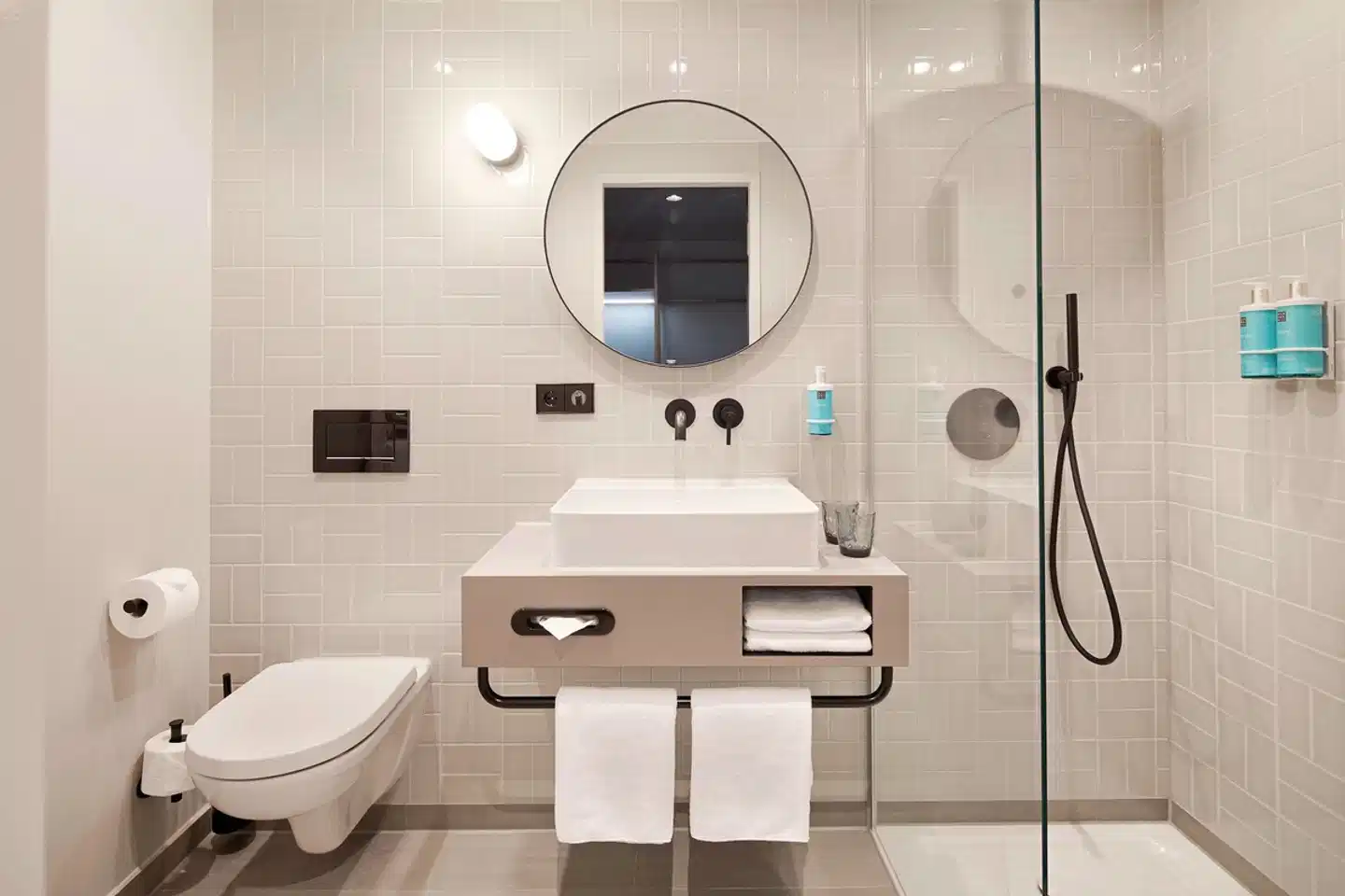 Novotel Hamburg Central Station Badezimmer