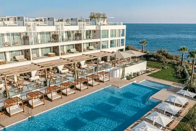 Villa Le Blanc Gran Meliá Pool