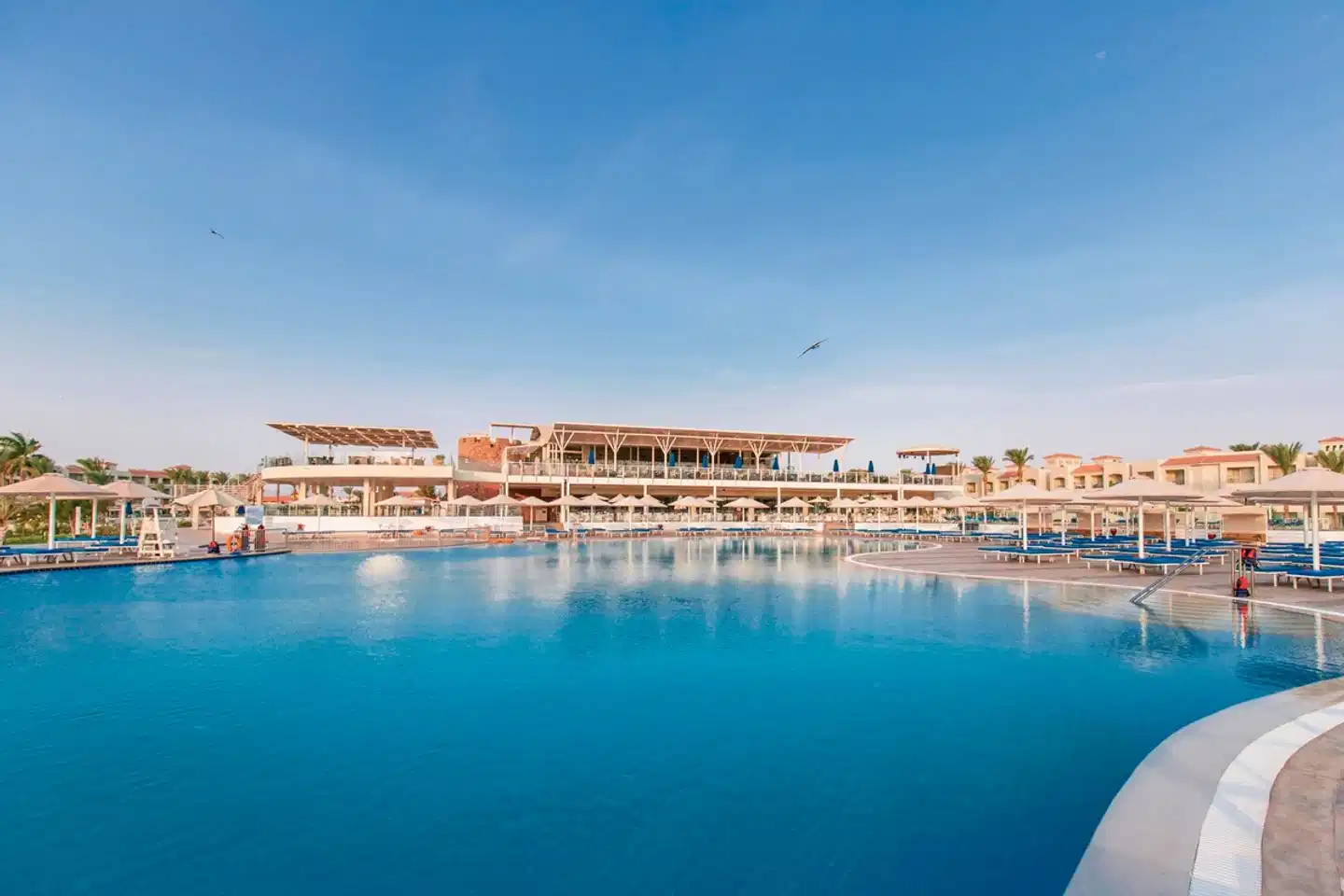 Pickalbatros Dana Beach Resort Aussenansicht