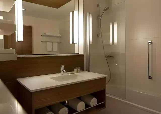 Elite Hotel Esplanade Badezimmer