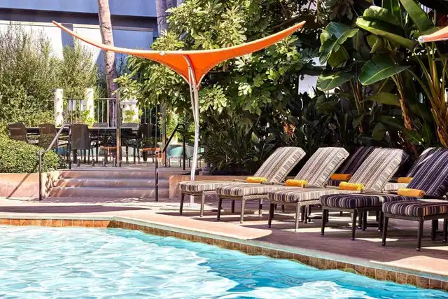 Anaheim Marriott Pool