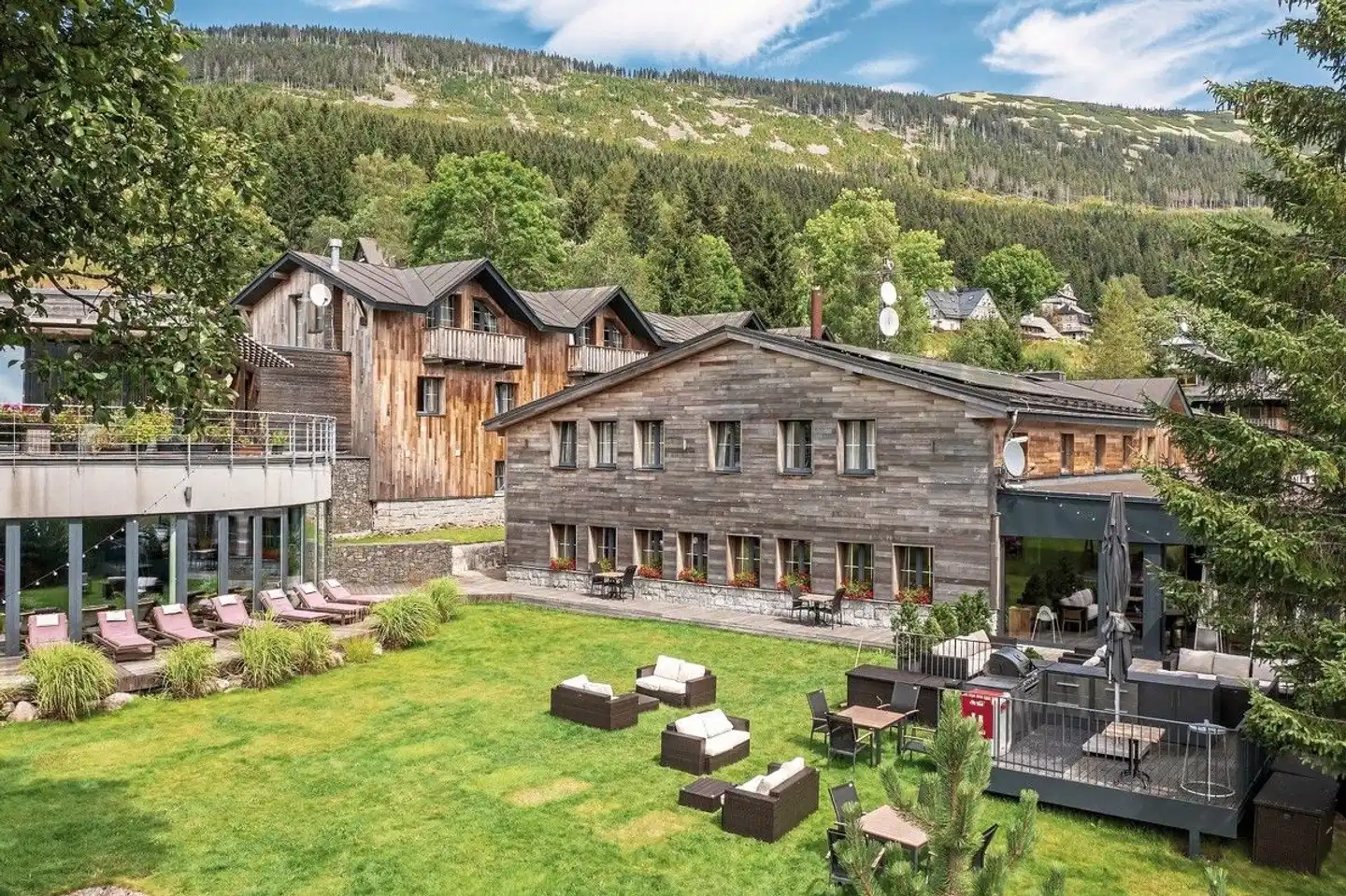 Olympie Aussenansicht