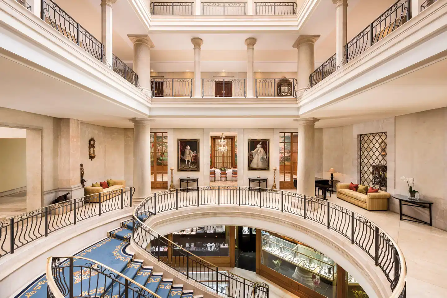 Castillo Hotel Son Vida, a Luxury Collection Hotel, Mallorca Lobby