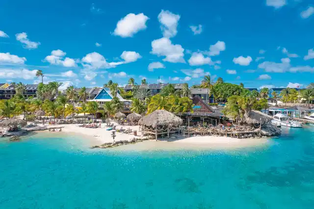 LionsDive Beach Resort Strand