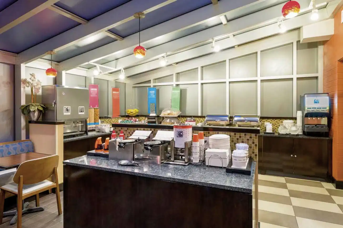 Hampton Inn Times Square South Restaurant